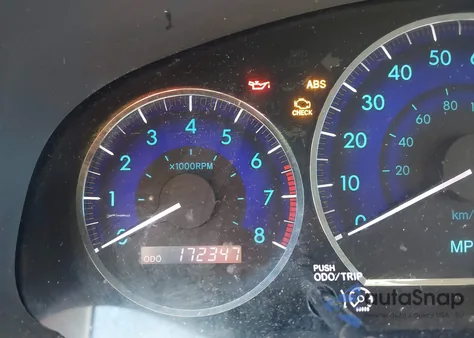 2010 Toyota Sienna Xle z USA, uszkodzony, nr VIN 5TDDK4CCXAS032476